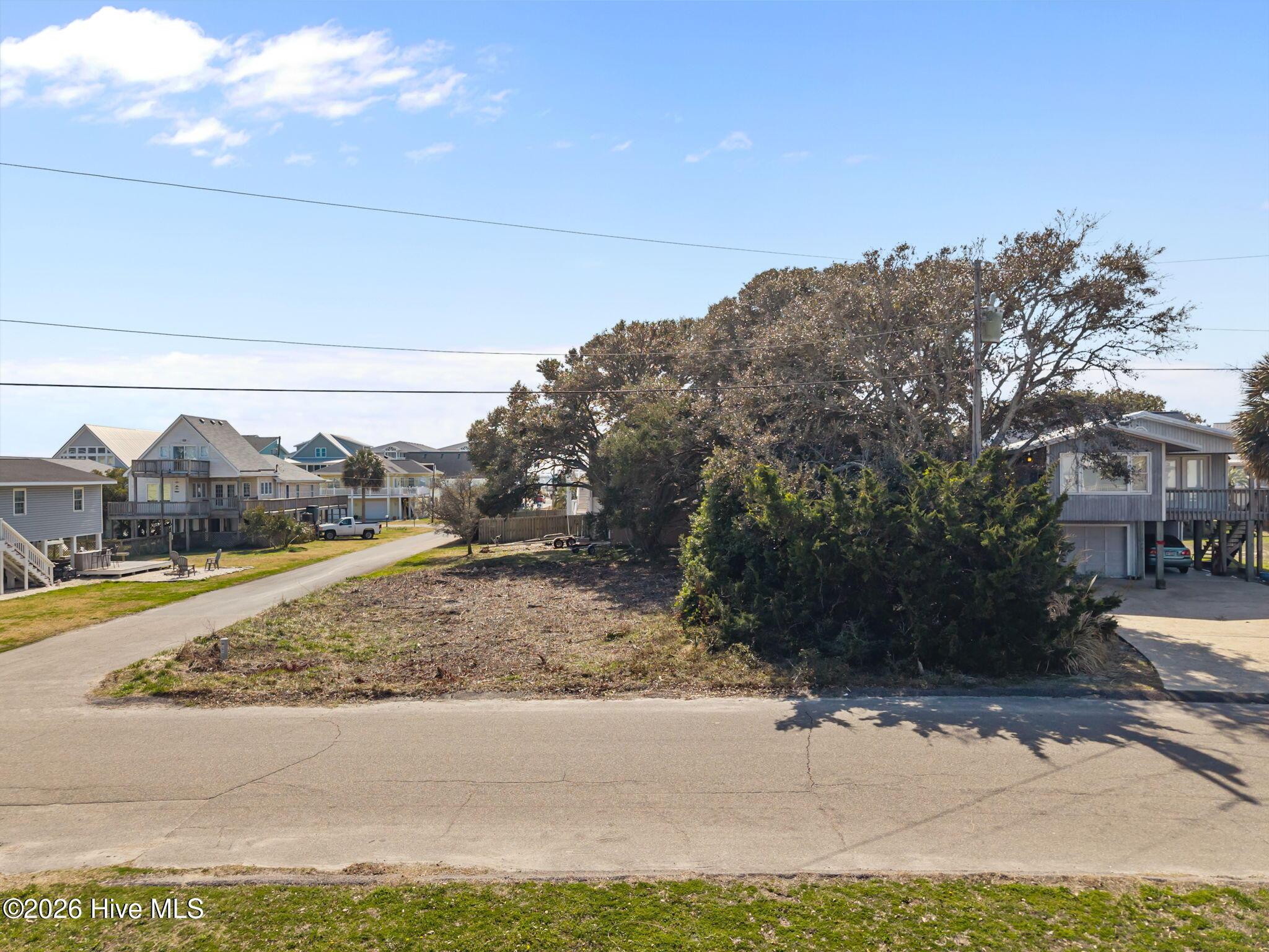 Image 2: 14-web-or-mls-DJI_20260303133655_0867_D