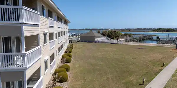 650 Cedar Point Boulevard Unit B14