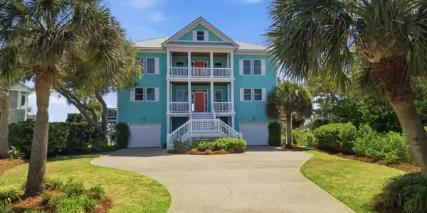 Image 3: front