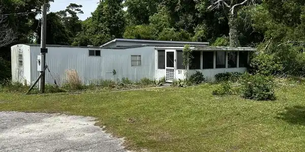 496 Queens Creek Road