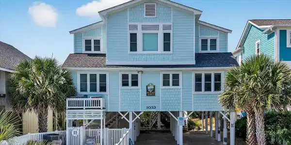 1033 Ocean Boulevard W