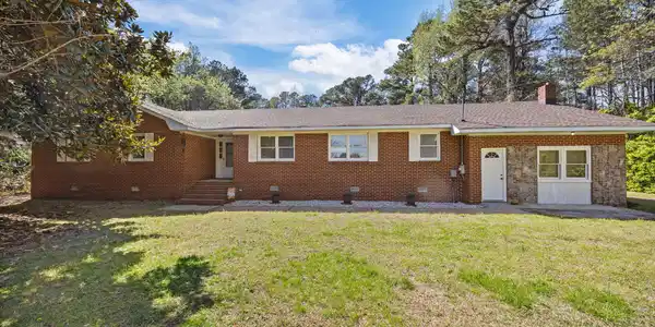 3366 Caratoke Highway