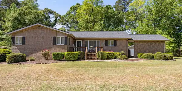 105 Dogwood Drive