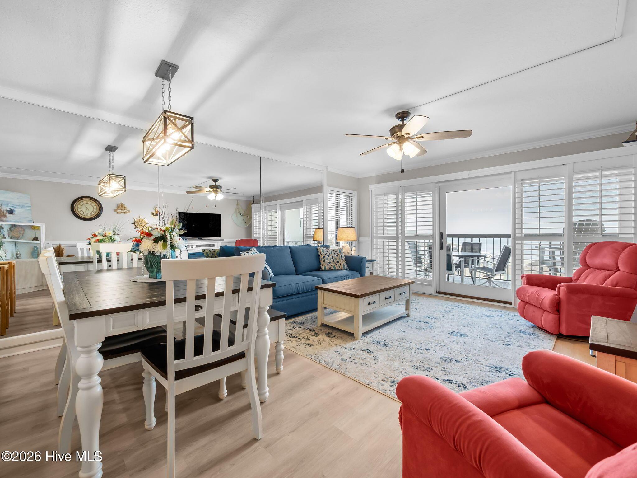 Image 4: Living & Dining Area