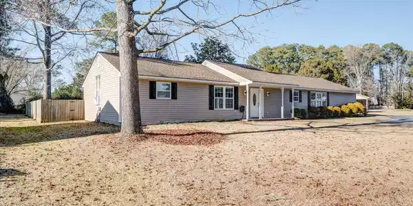402 Swiss Road