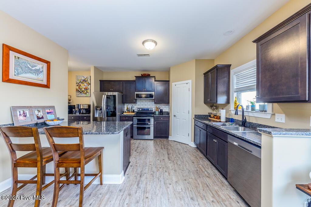 Image 4: IMG_7947-Edit