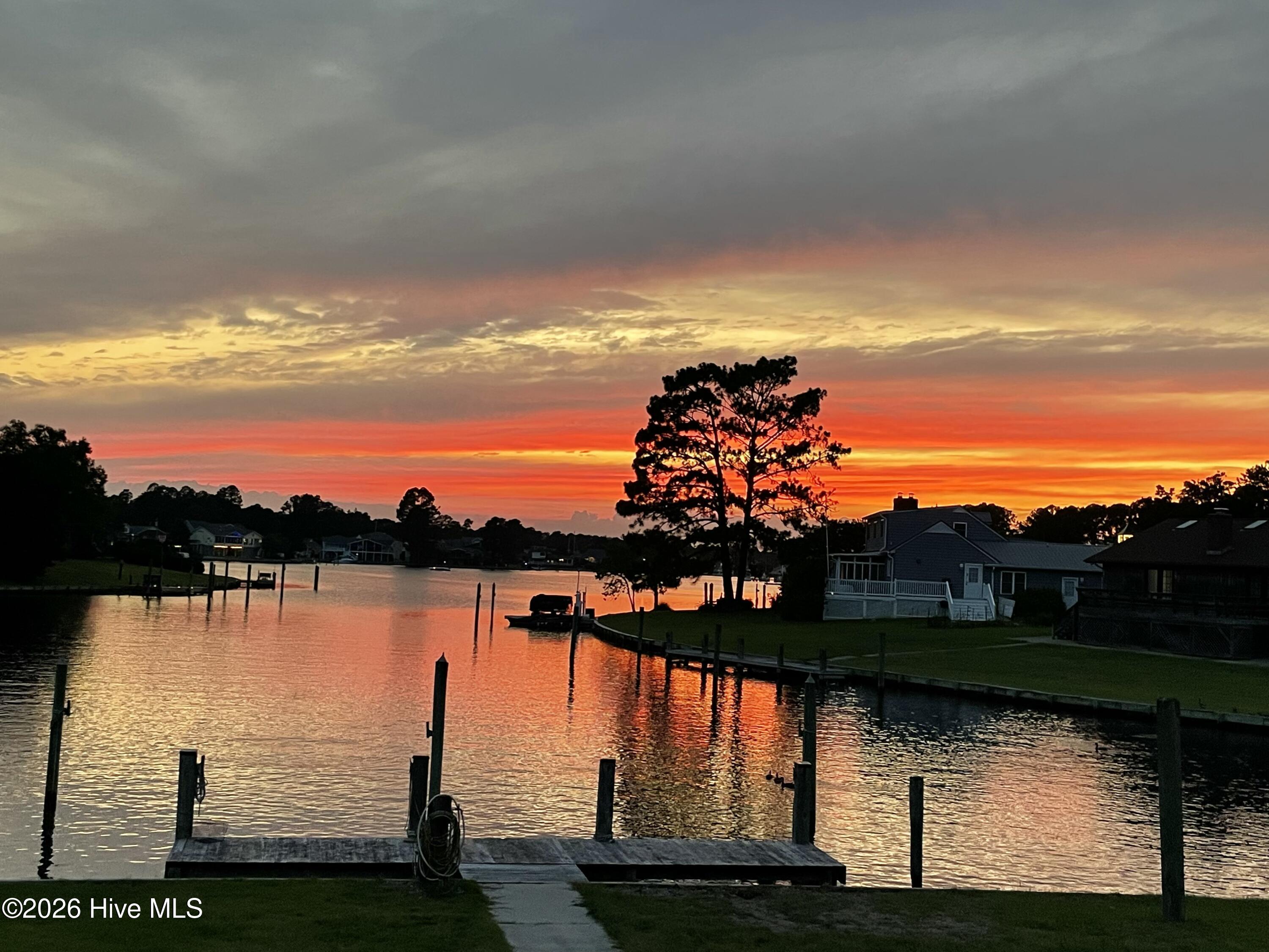 Image 4: Sunset views