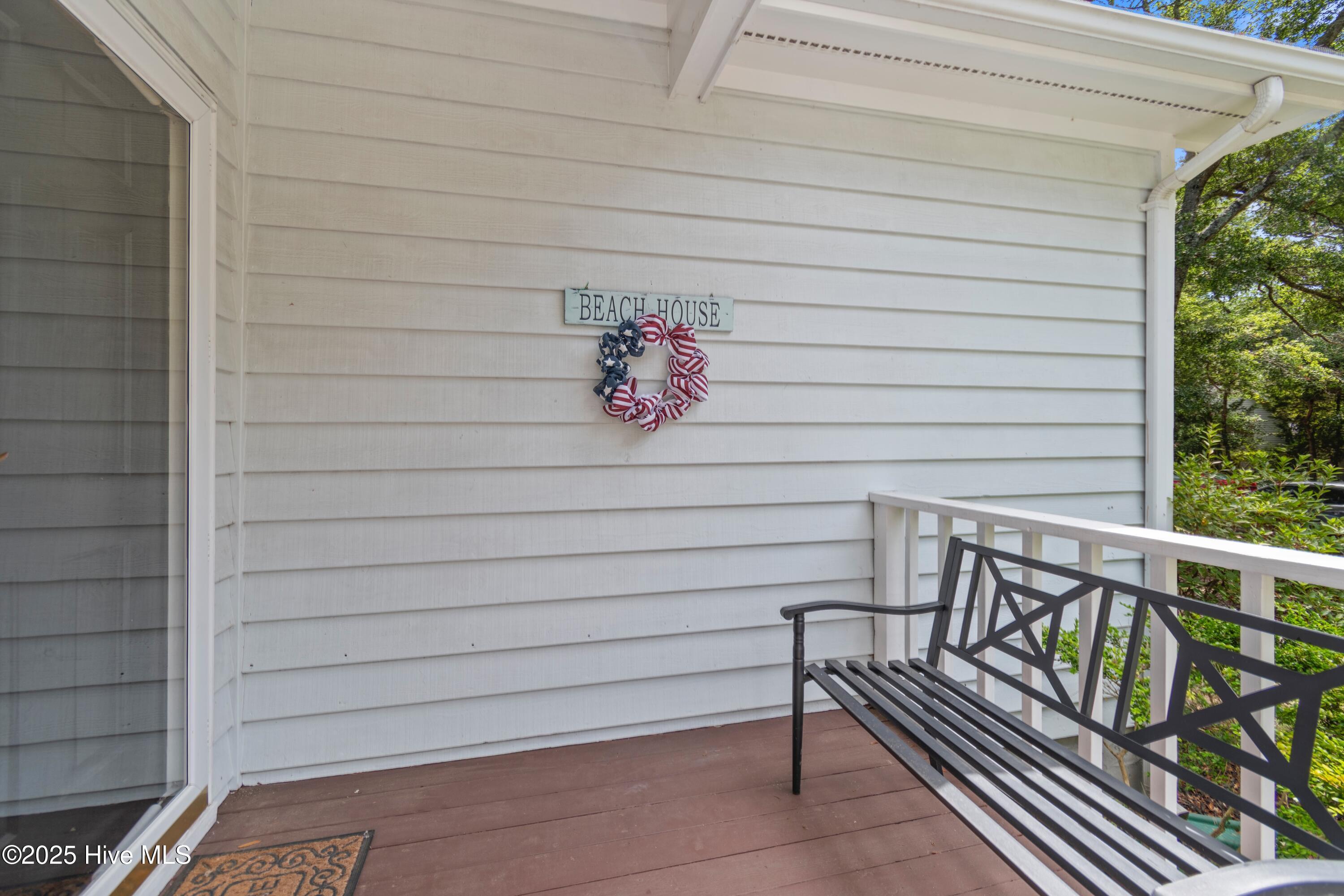 Image 4: 120SESecondSt - 7