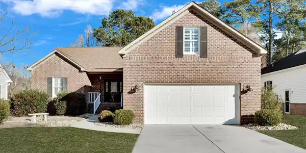 104 Fairview Lane