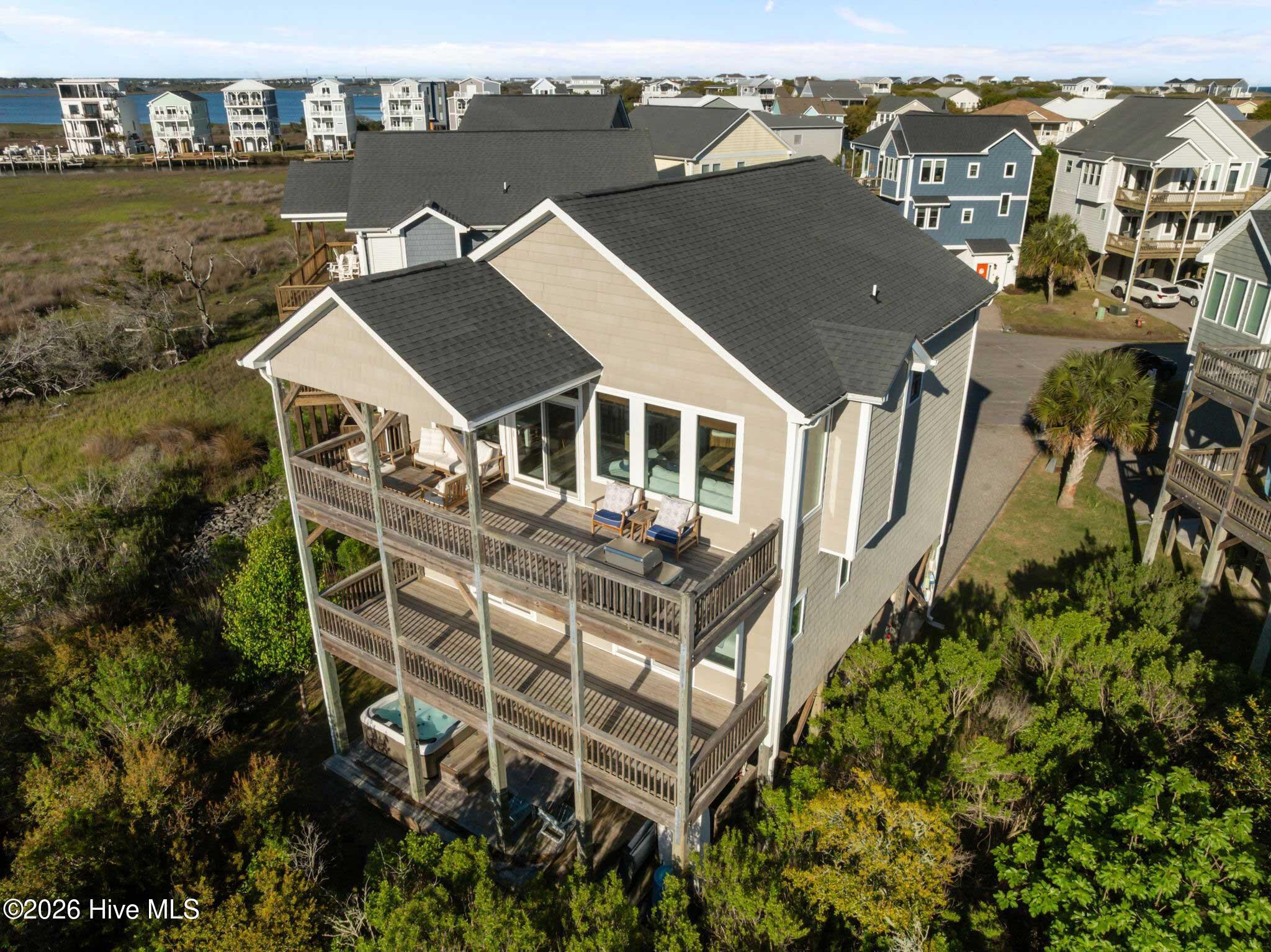 Image 3: 331 Oceanaire Ln