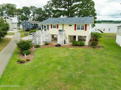 22 Oak Point Road