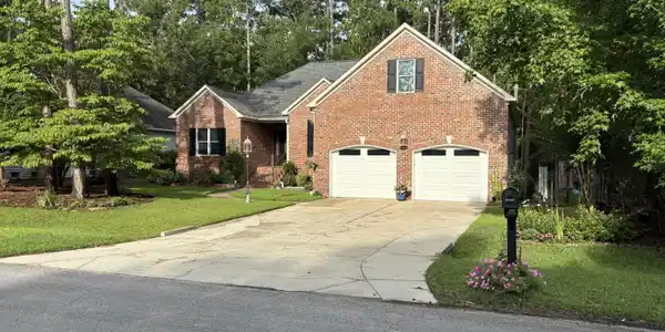 905 Davit Lane