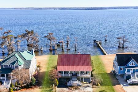 446 Batchelor Bay Drive