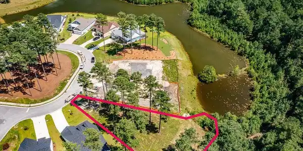 3004 Watercrest Loop