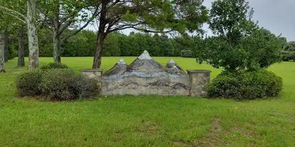Image 2: Corner Lot