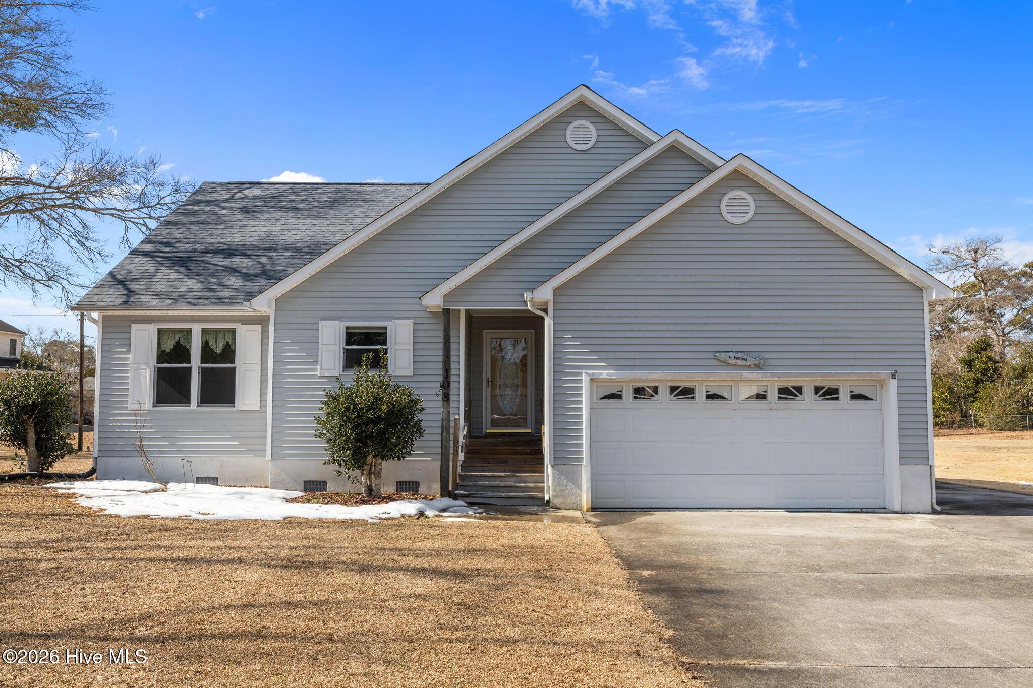 Image 1: 1-web-or-mls-1S3A9809