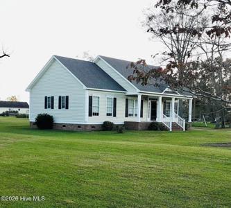 112 Ed Sawyer Lane