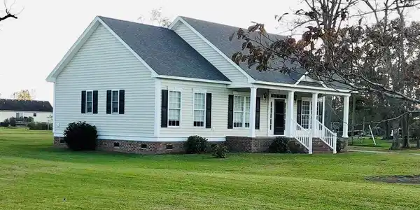 112 Ed Sawyer Lane