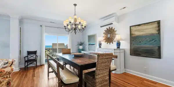 Image 3: 58-web-or-mls-112 B Robin Ave 116