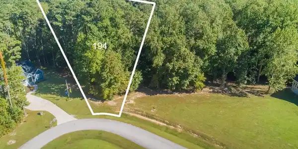 Image 2: Lot 194 aerial pic 2