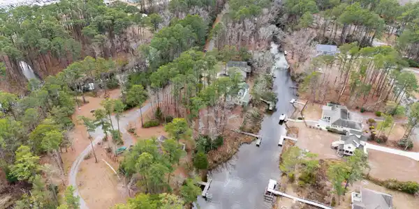 Image 2: 1-web-or-mls-DJI_20240124133021_0337_D