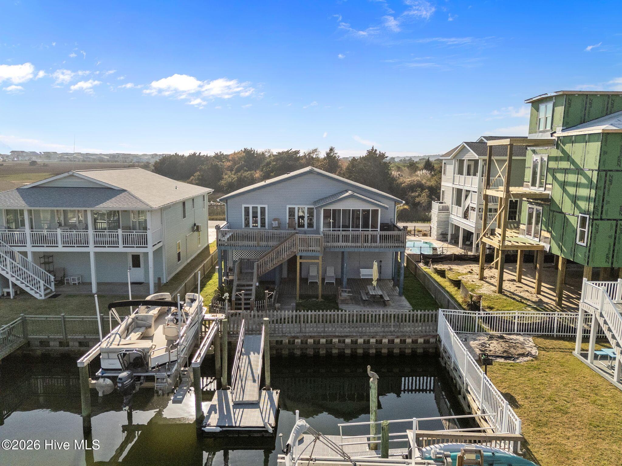 Image 3: 4-web-or-mls-DJI_20260327170723_0051_D