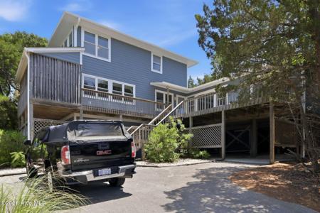 3904 Emerald Drive