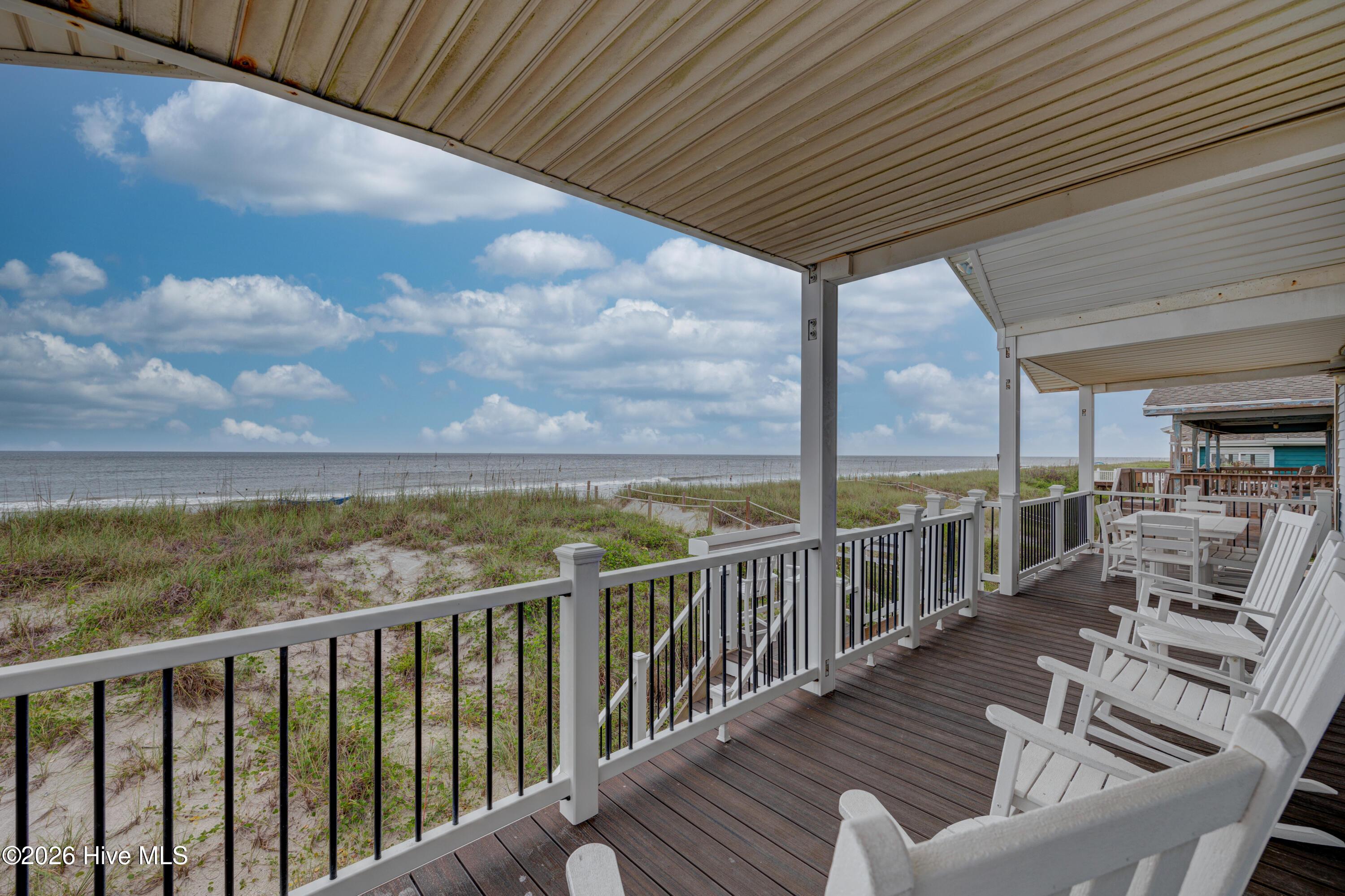 Image 4: 515WBeachDrive-17-Copy