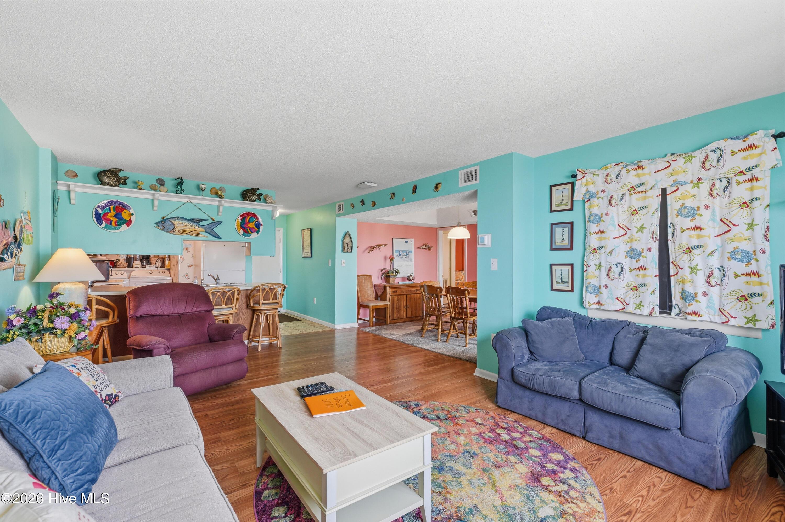 Image 4: 1505 Salter path Rd #507  Interior (4 o