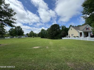 307 Megan Loop North
