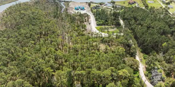 Image 3: 3-web-or-mls-East City Rd 002