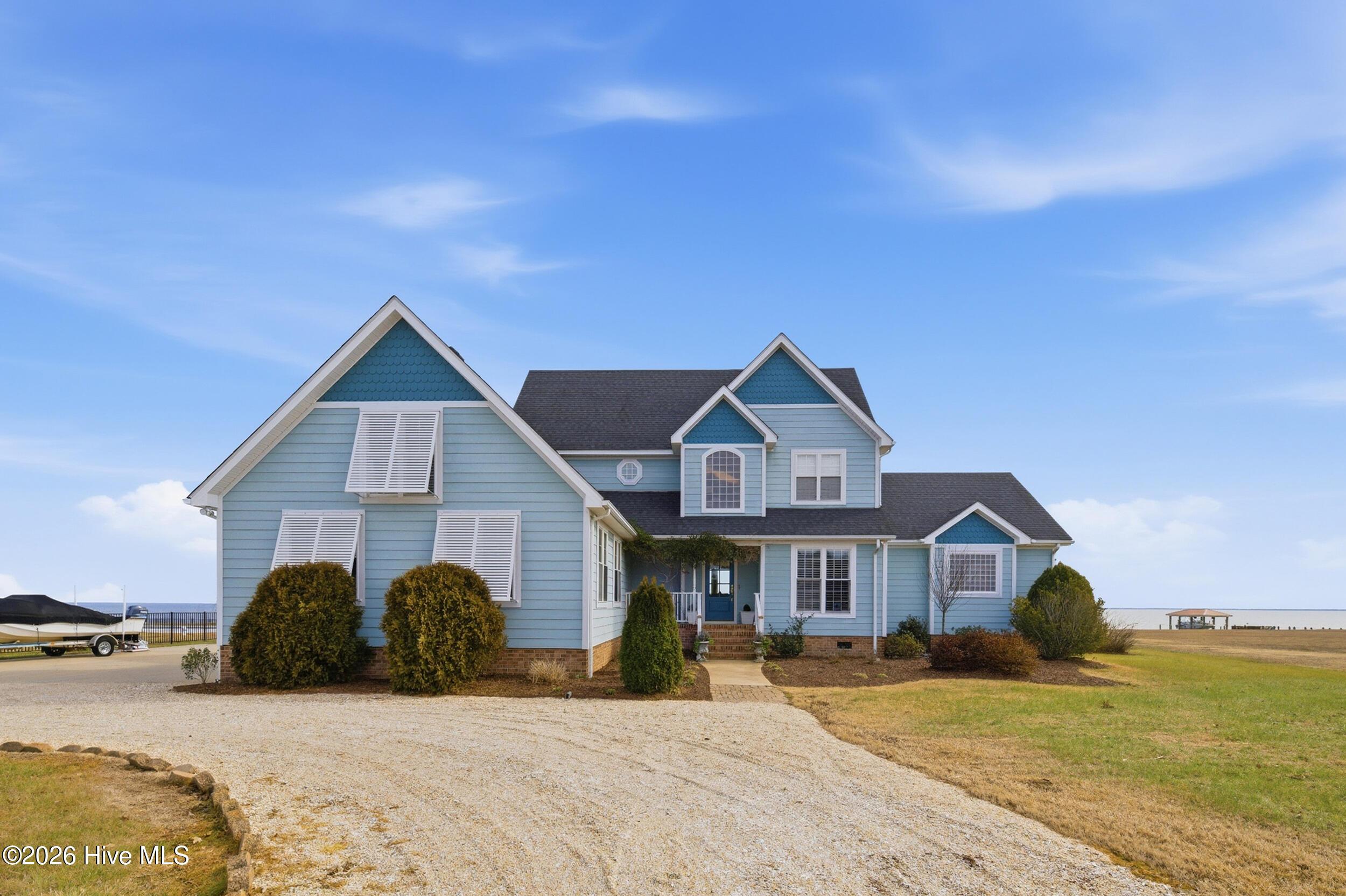 Image 4: 3.Front close up