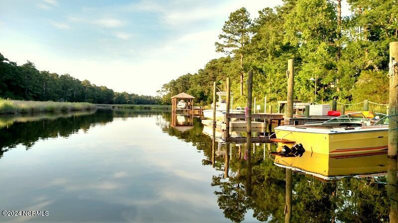 Image 3: Boat Docks at Mill Creek