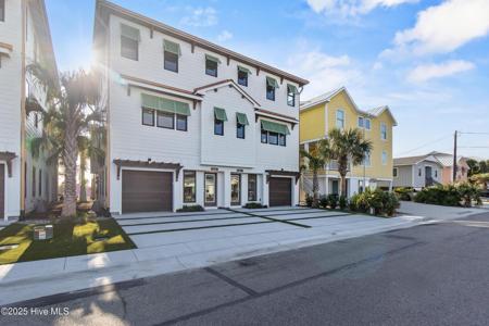 605 Fort Fisher Boulevard S