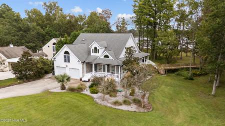 127 Spinnaker Lane