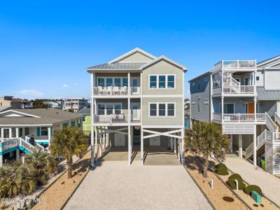 392 Ocean Boulevard W
