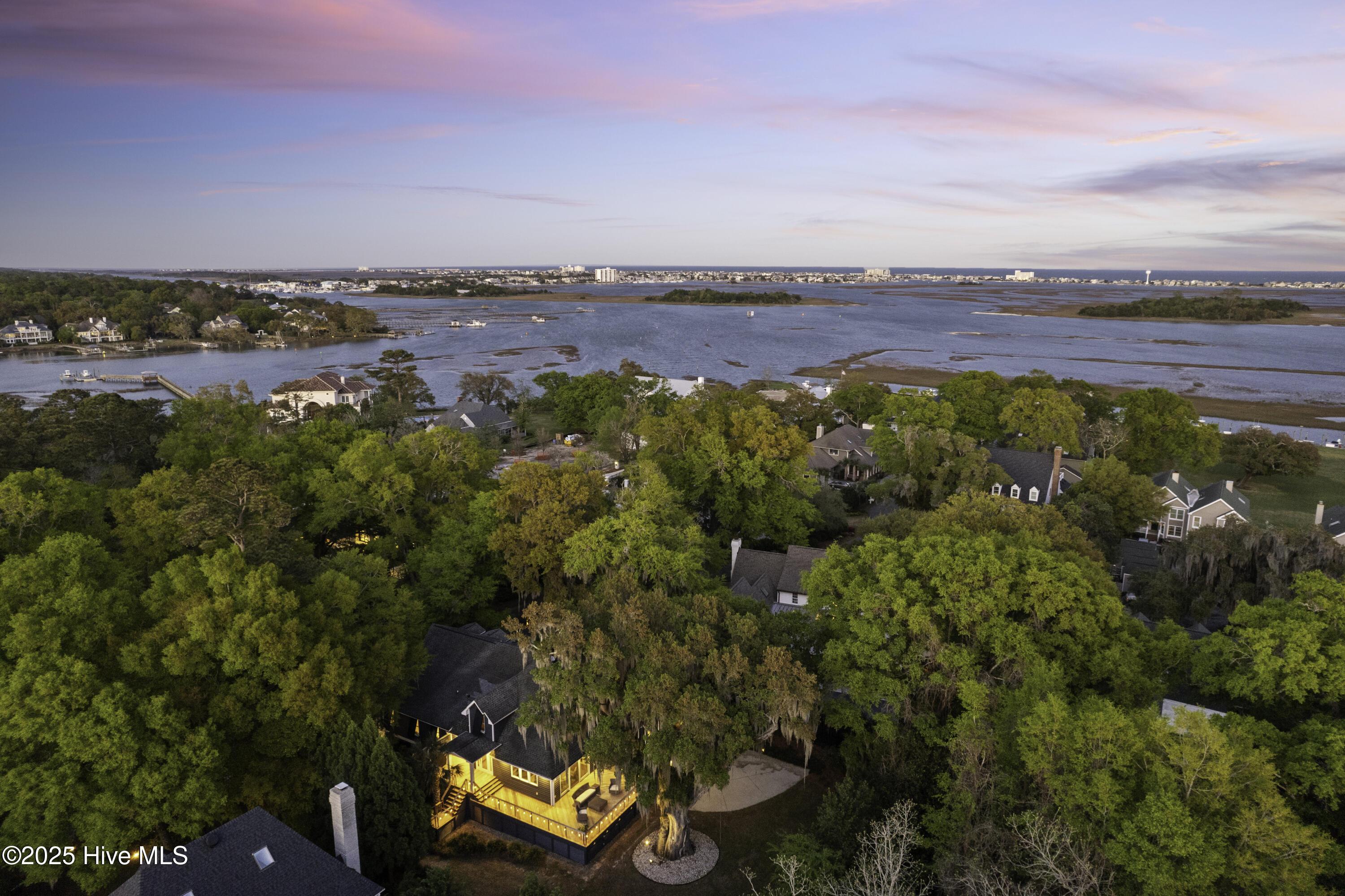 Image 4: 005_6412_westport_dr_twilight-5_609