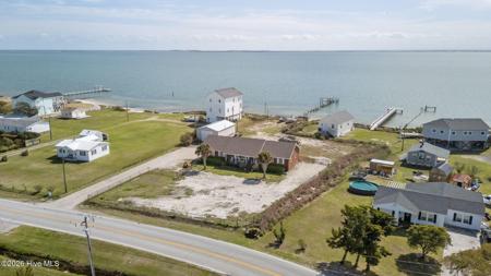 1286 Island Road