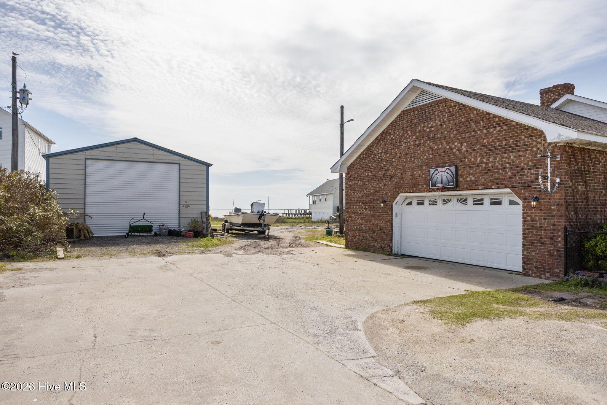 Image 4: 3-web-or-mls-1S3A1264