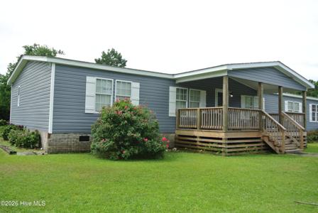 662 Straits Road