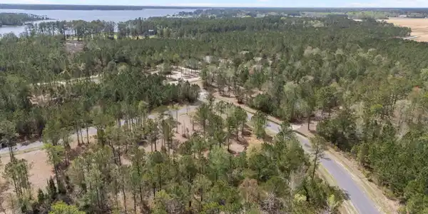 Image 2: 13-web-or-mls-DJI_20260331124540_0188_D