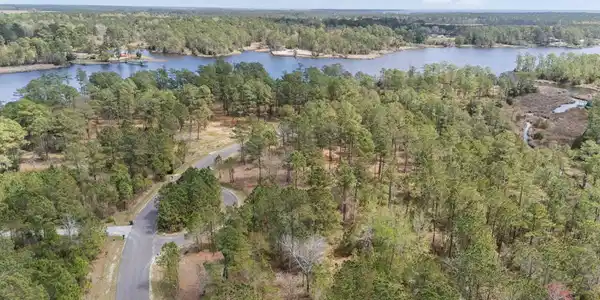 Image 3: 5-web-or-mls-DJI_20260331124107_0168_D