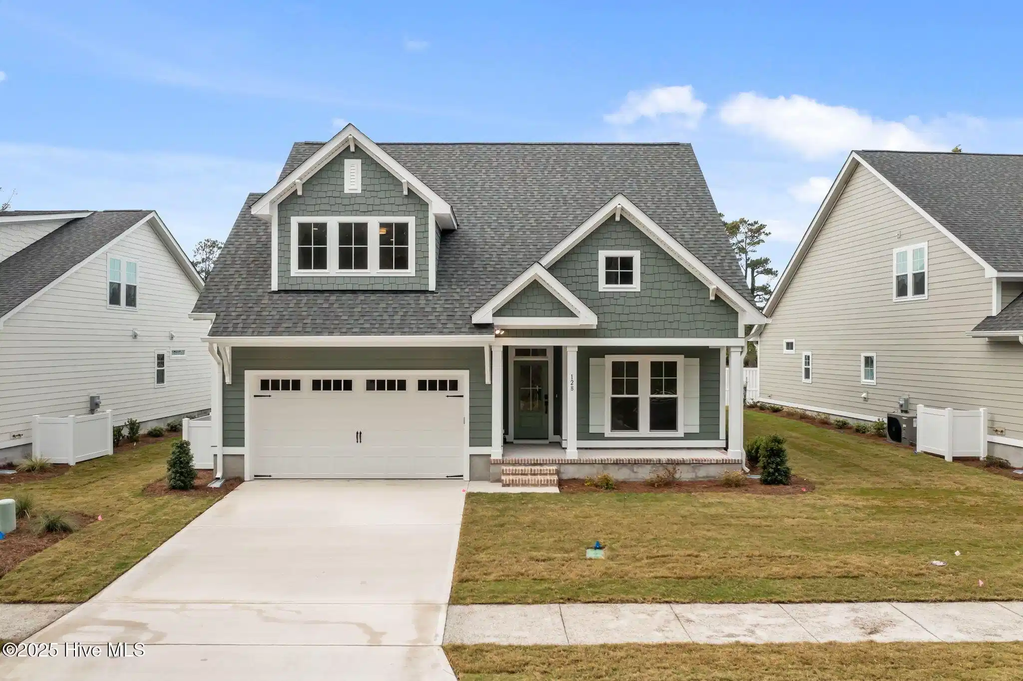 Image 1: 128 Pine View
