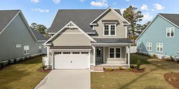 126 Pine View Boulevard