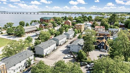 315 River Walk