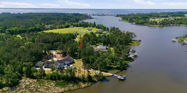 310 Southern Plantation Drive S