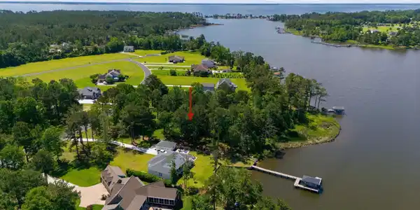 356 Southern Plantation Drive S