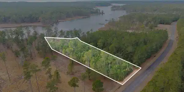 Lot 17 Bailey Pointe Drive