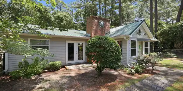 614 Country Club Drive