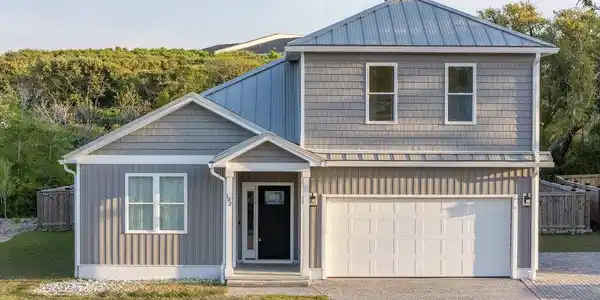 102 Evergreen Lane